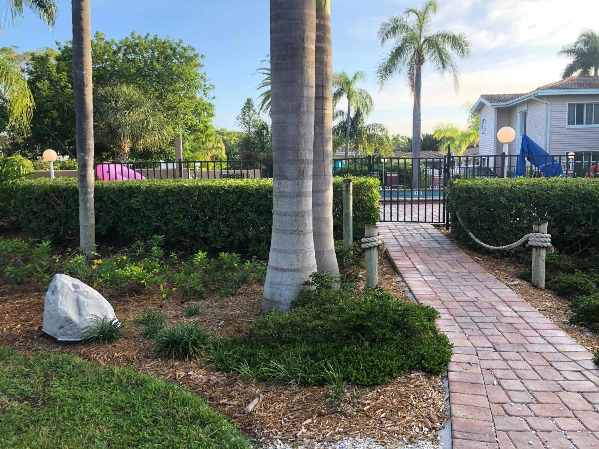 Captiva Beach Resort Point O'Rocks Exterior foto